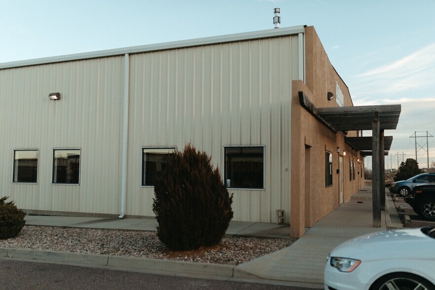 More Photos Of 7049 Bandley Dr, Fountain Showroom For Lease