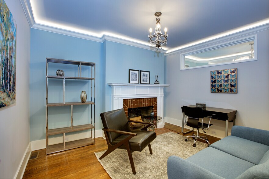 More Photos Of 21 E 2nd St, Riverhead Medical For Sale