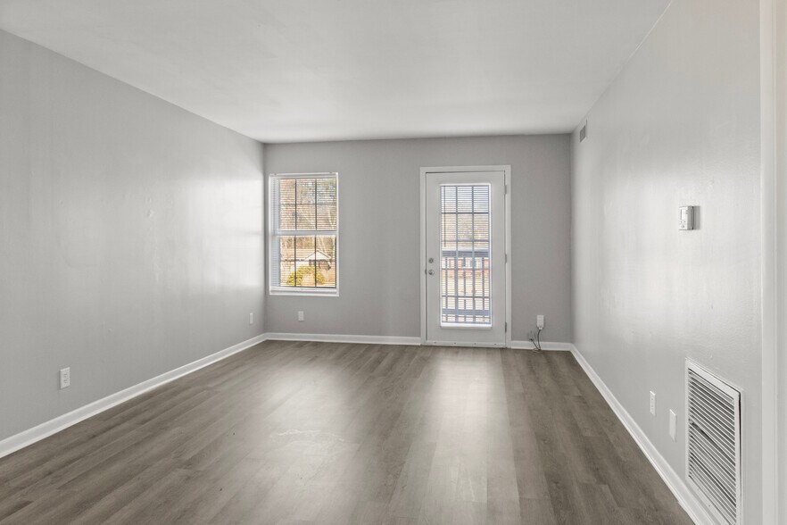 More Photos Of 407 N College St, Tullahoma Apartments For Sale