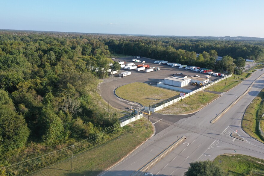 Primary Photo Of 1550 Doug Barnard Pky, Augusta Truck Terminal For Lease