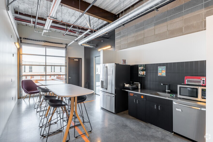 More Photos Of 3575 Ringsby Ct, Denver Office For Lease