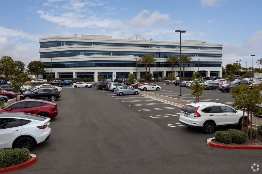 More Photos Of 2780 Skypark Dr, Torrance Medical For Lease