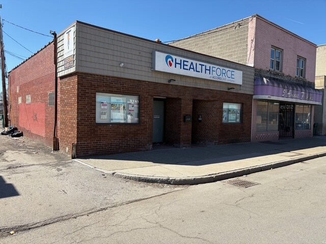 More Photos Of 1909 Pine Ave, Niagara Falls Medical For Sale