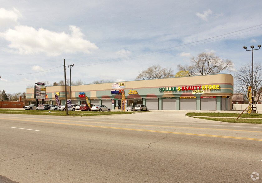 More Photos Of 20111-20171 Greenfield Rd, Detroit Unknown For Lease
