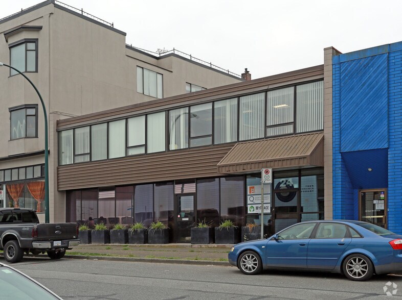 More Photos Of 24 E 4th Ave, Vancouver Office For Lease