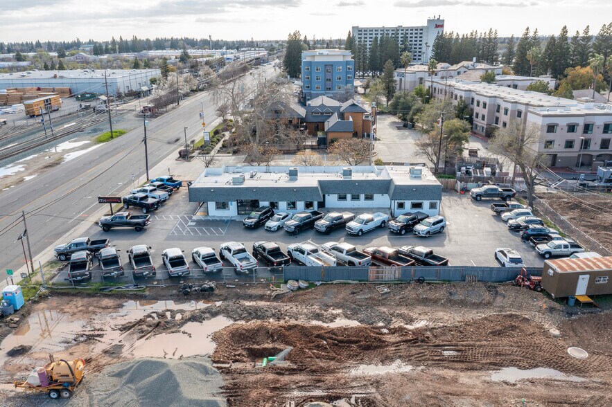 More Photos Of 11291 Folsom Blvd, Rancho Cordova Auto Dealership For Sale