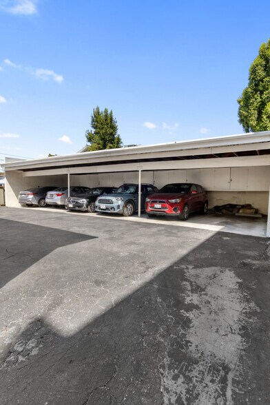 More Photos Of 6254 Whitsett Ave, North Hollywood Apartments For Sale