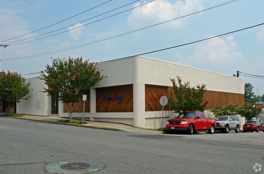 More Photos Of 961 Burke St, Winston-Salem Storefront Retail Office For Sale