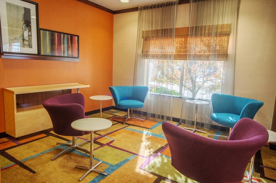 More Photos Of 1650 N 32nd St, Muskogee Hotel For Sale