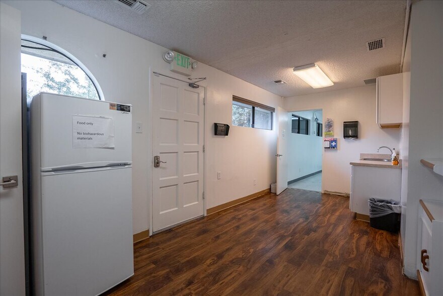 More Photos Of 1050 Las Tablas Rd, Templeton Medical For Sale