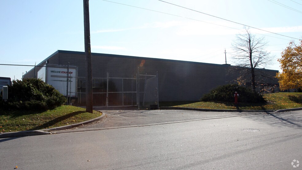 More Photos Of 245 Walker Dr, Brampton Distribution For Lease