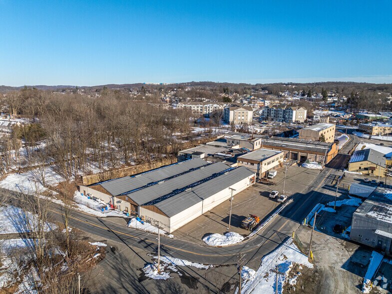 More Photos Of 10 Furnace St, Stanhope Manufacturing For Lease