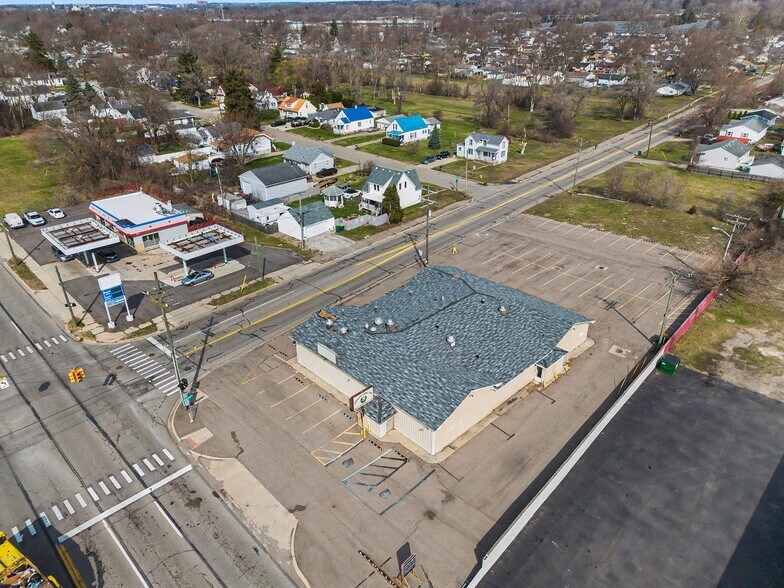 Primary Photo Of 1405 Ecorse Rd, Ypsilanti Freestanding For Sale