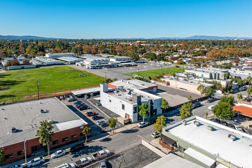 More Photos Of 639 S Glenwood Pl, Burbank Office For Lease