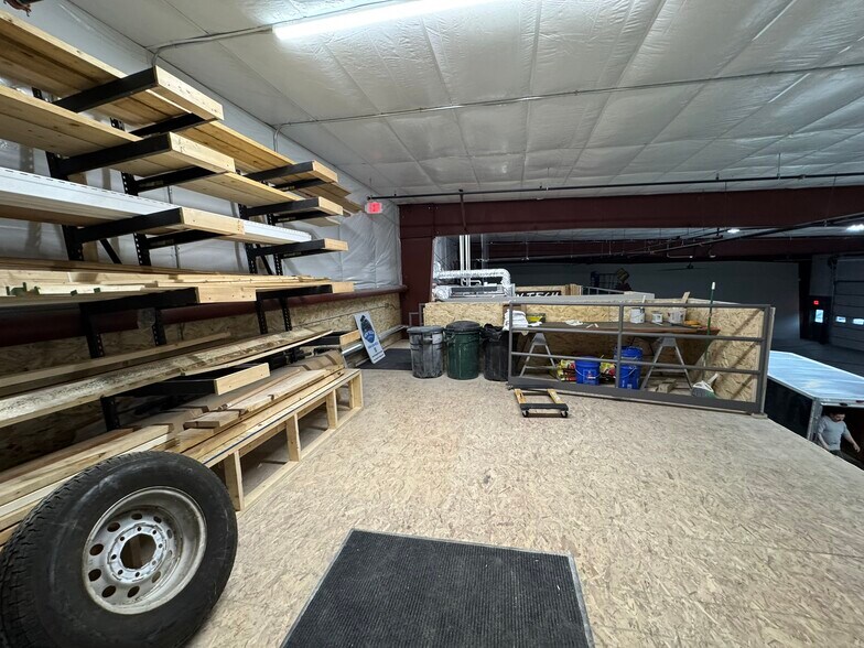 More Photos Of 645 Sandpiper Trl, Cottage Grove Warehouse For Sale