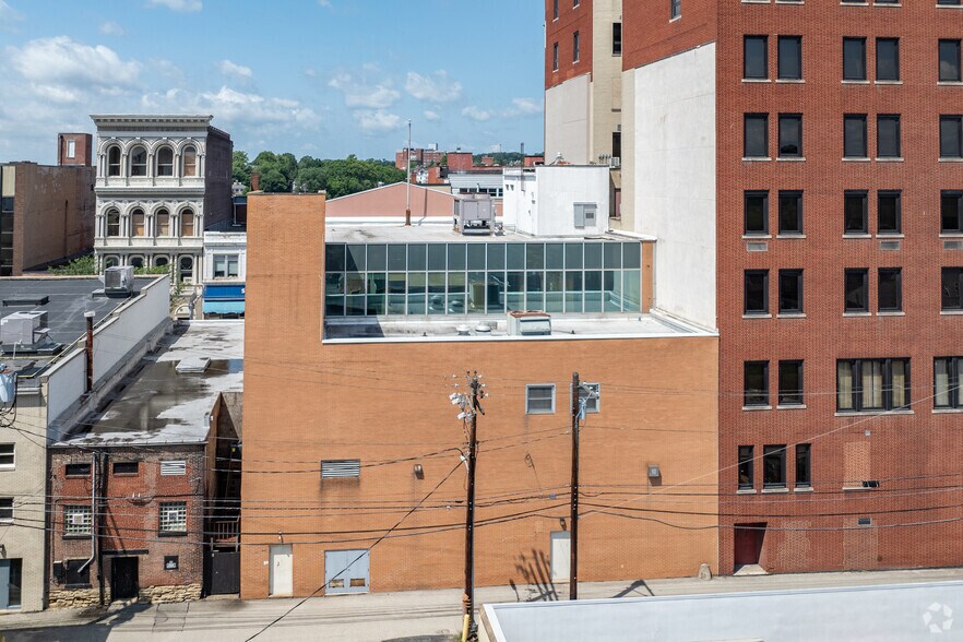 More Photos Of 125 S Main St, Greensburg Bank For Sale