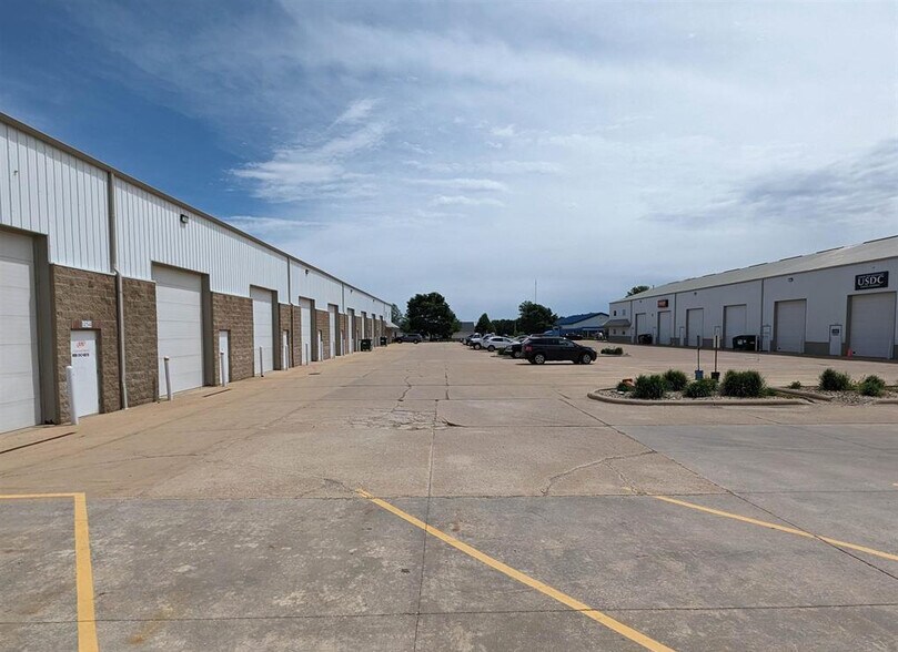 More Photos Of 1204-1254 Independence Ct, Washington Industrial For Sale