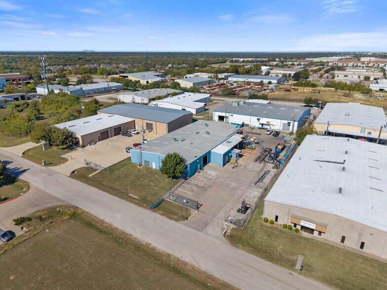 More Photos Of 1119 S Commercial Blvd, Arlington Warehouse For Sale