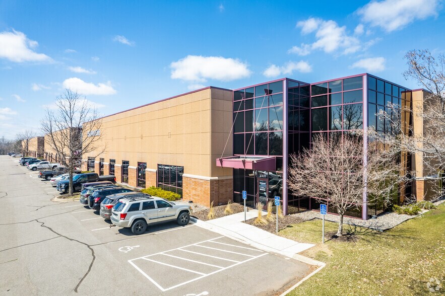 Primary Photo Of 2215-2235 Highway 36 W, Roseville Manufacturing For Lease