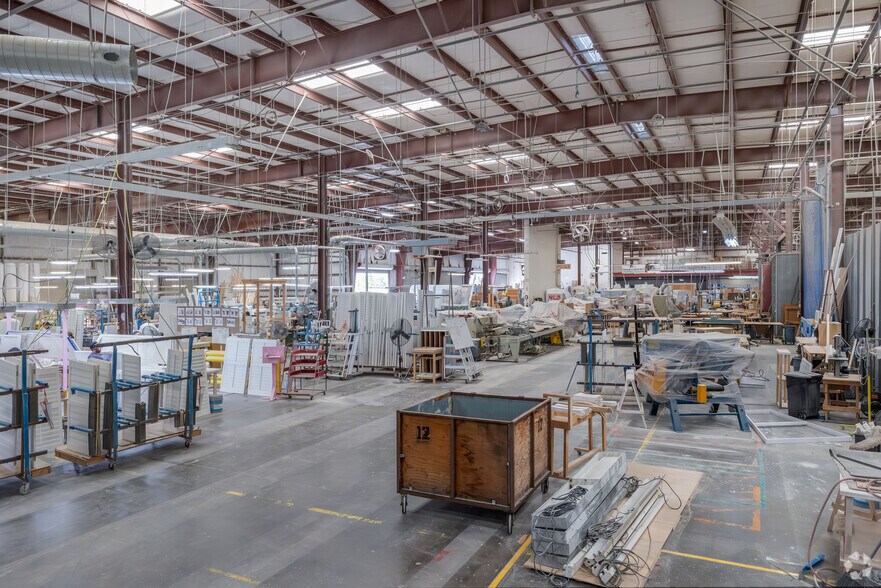 More Photos Of 3407 N Perris Blvd, Perris Manufacturing For Lease