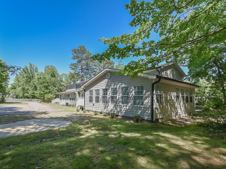 More Photos Of 225 Douglas St, Holly Springs Apartments For Sale