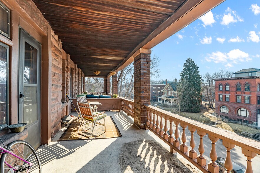 More Photos Of 583 Holly Ave, Saint Paul Apartments For Sale