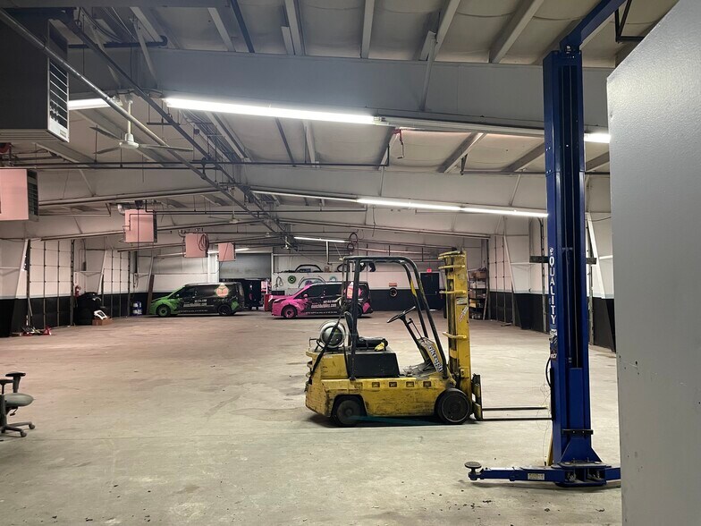 More Photos Of 1305 Industrial Hwy, Cinnaminson Warehouse For Lease