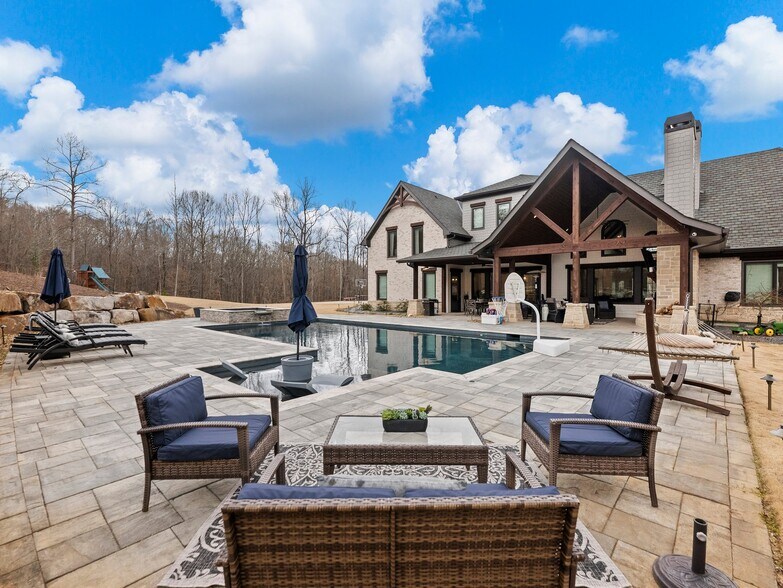 More Photos Of 3263 Tanners Mill Rd, Gainesville Specialty For Sale