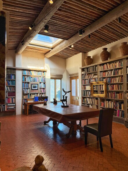 More Photos Of 1075 Paseo de Peralta, Santa Fe General Retail For Sale