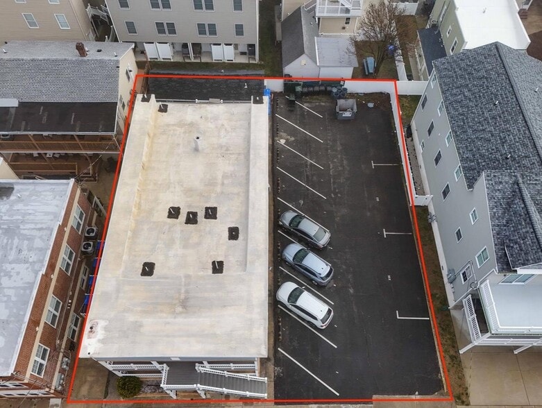 More Photos Of 217-221 Burk Ave, Wildwood Apartments For Sale