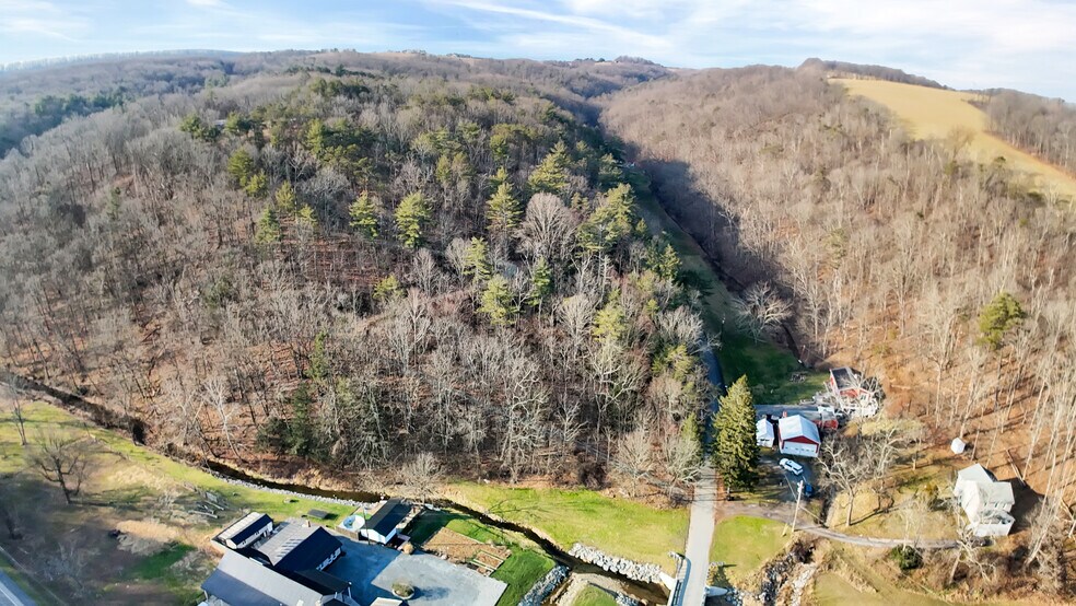 More Photos Of 703 Dauva Luch Rd, Herndon Land For Sale
