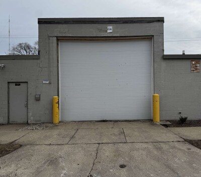 More Photos Of 3888 N 1st St, Milwaukee Warehouse For Sale