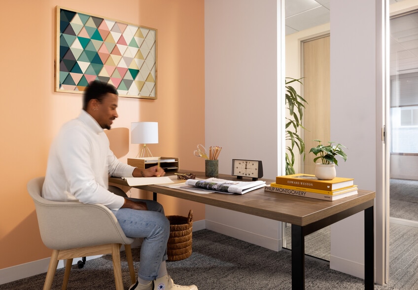 More Photos Of 1717 K St NW, Washington Coworking Space