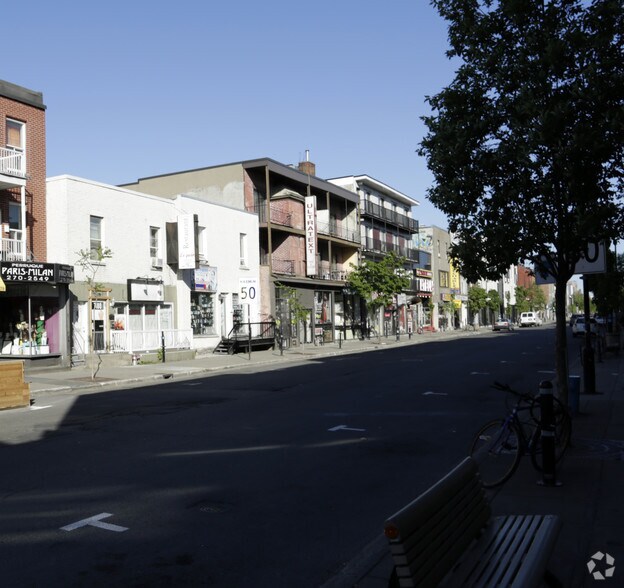 More Photos Of 7184 Rue Saint-Hubert, Montréal Storefront Retail Residential For Sale