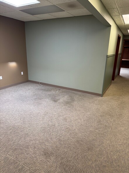More Photos Of 1163 Olive St, Eugene Office For Lease
