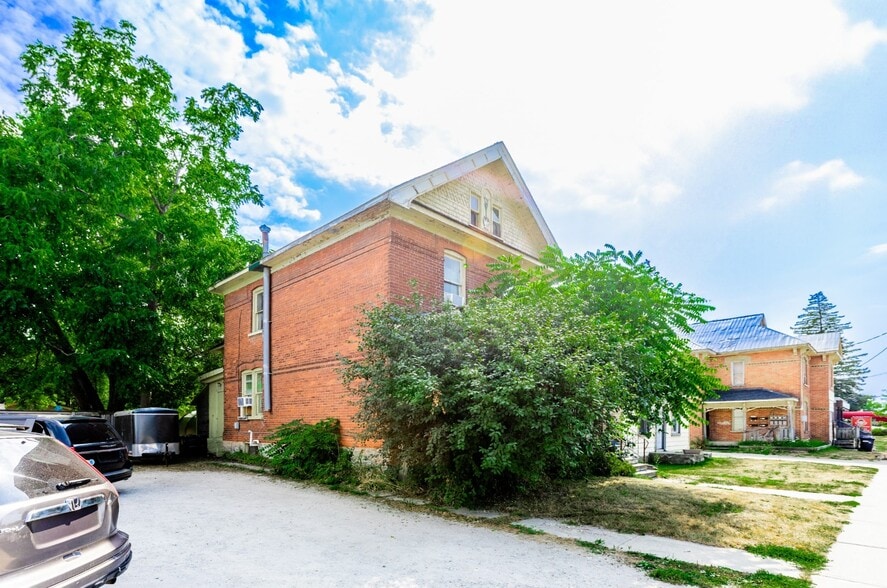 More Photos Of , Collingwood Unknown For Sale