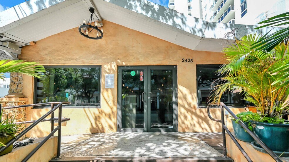 More Photos Of 2426 NE 2nd Ave, Miami Restaurant For Sale