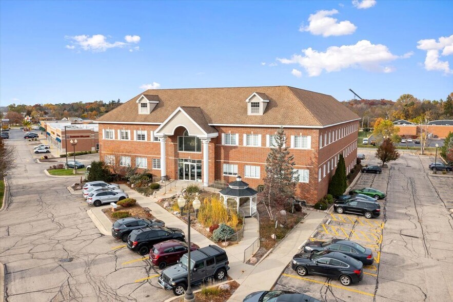 More Photos Of 912 Northwest Hwy, Fox River Grove Medical For Sale