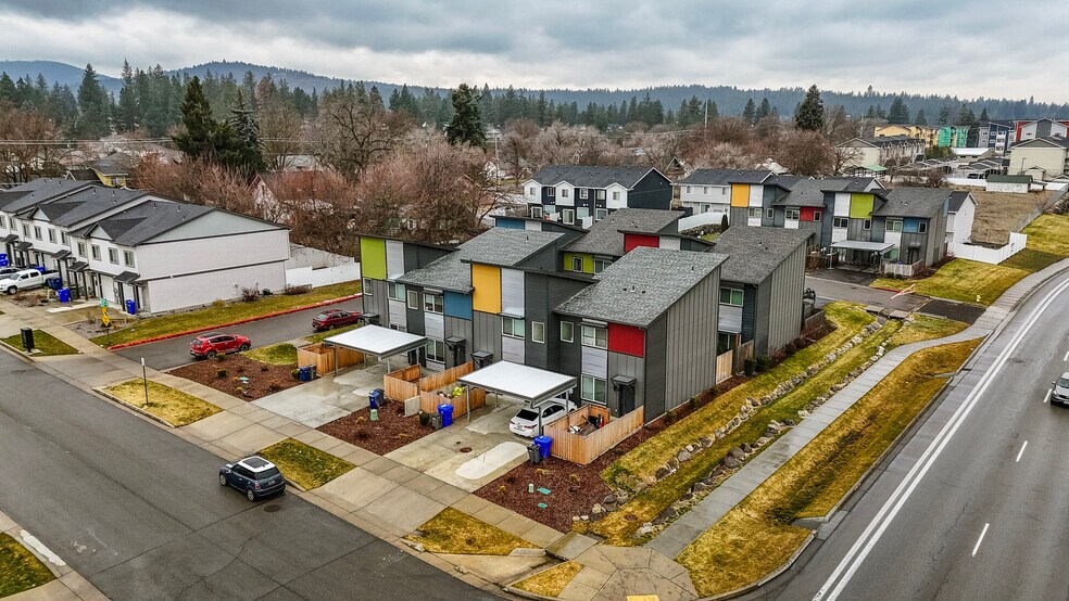 More Photos Of 303-330 S Felts Ln, Spokane Valley Apartments For Sale