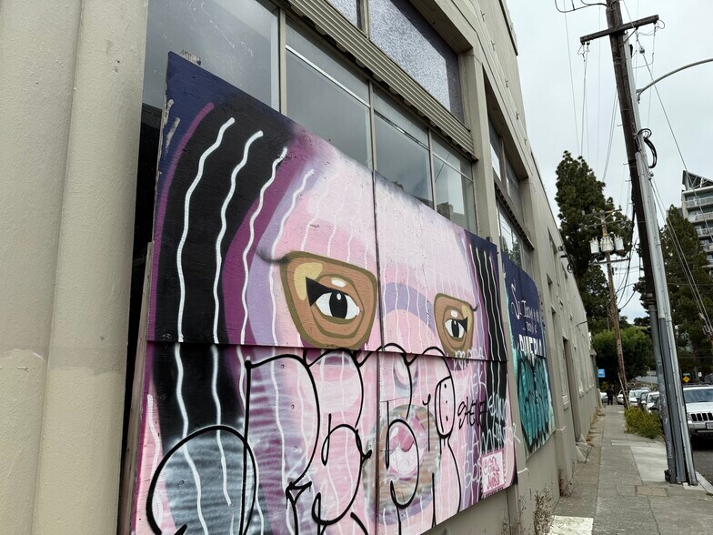 More Photos Of 2800 Broadway, Oakland Storefront Retail Office For Sale