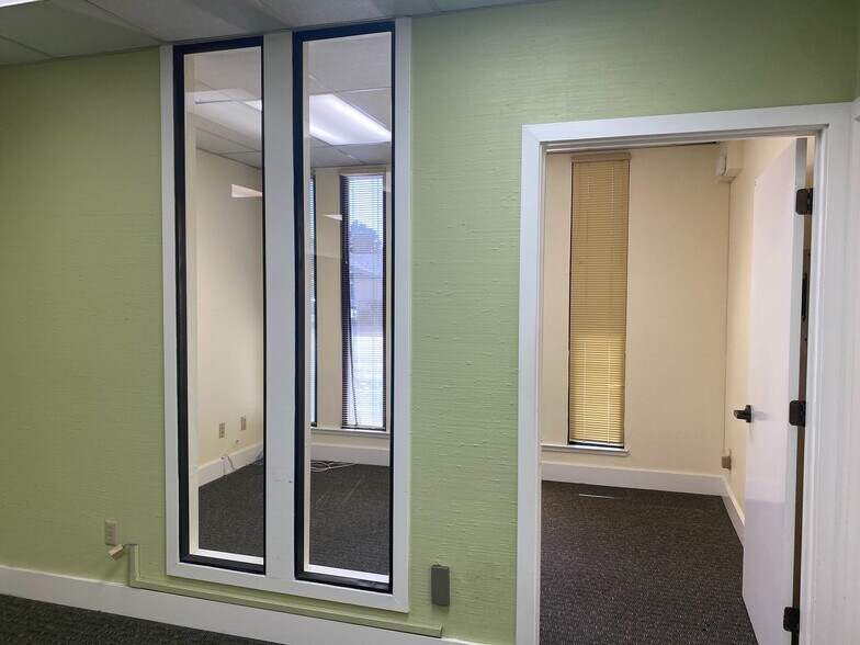 More Photos Of 201 John St, Salinas Office For Lease