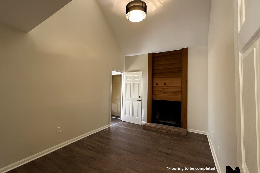 More Photos Of 151 Mary Esther Blvd, Mary Esther Office For Sale