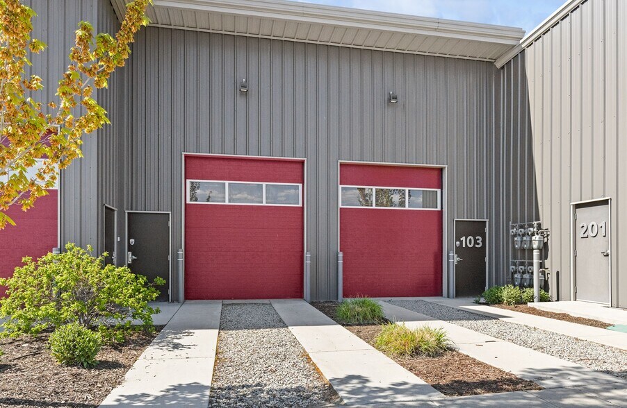 More Photos Of 3384 Carrington Rd, Westbank Industrial For Lease