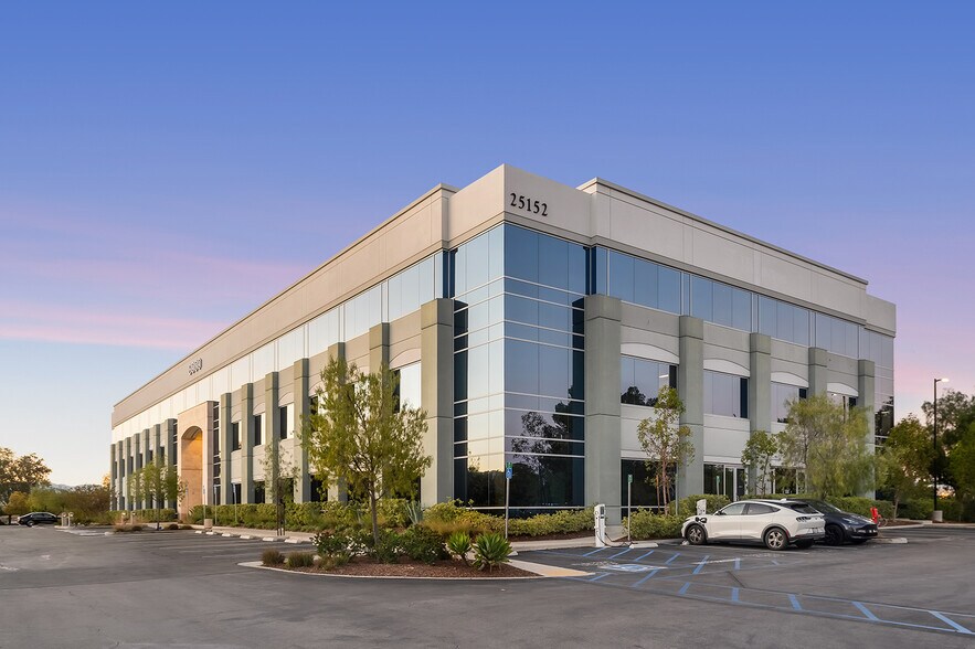 More Photos Of , Valencia Office For Sale