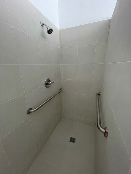 More Photos Of 7216 Valmont St, Tujunga Lodge Meeting Hall For Sale