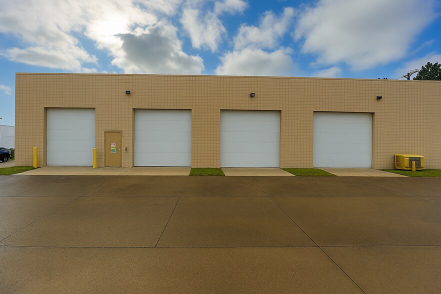 More Photos Of 6475 19 1/2 Mile Rd, Sterling Heights Manufacturing For Sale