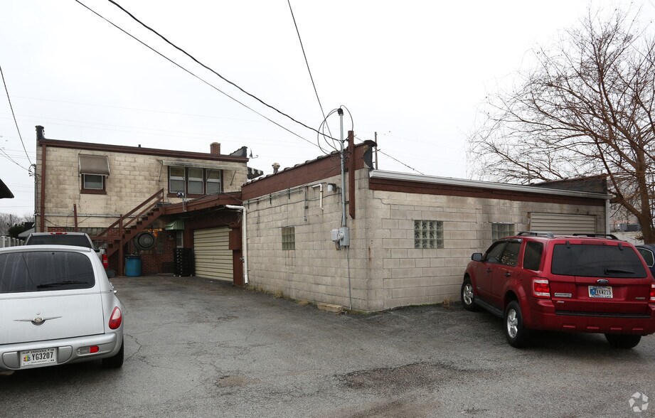 More Photos Of 7010 Kennedy Ave, Hammond Freestanding For Lease