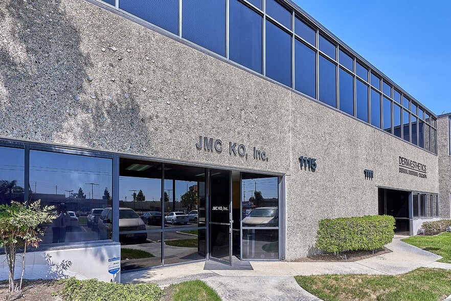 More Photos Of 1115 S Placentia Ave, Fullerton Light Manufacturing For Sale