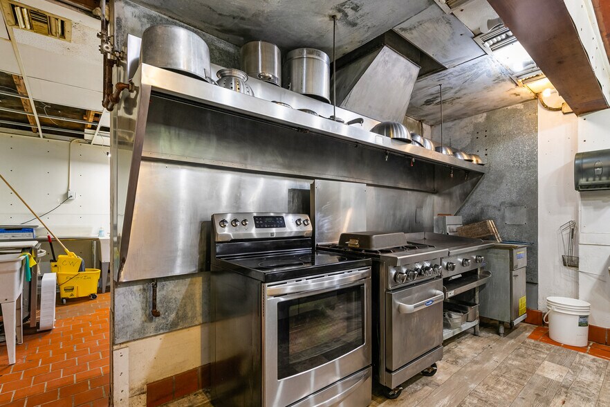 More Photos Of 7461 MT Baker Hwy, Deming Restaurant For Sale