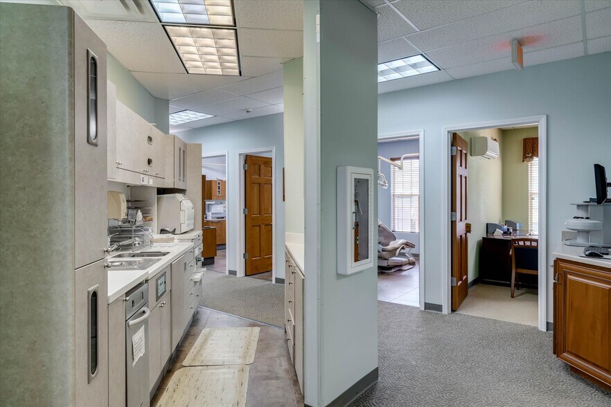 More Photos Of 1466 Columbia Hwy N, Aiken Medical For Sale